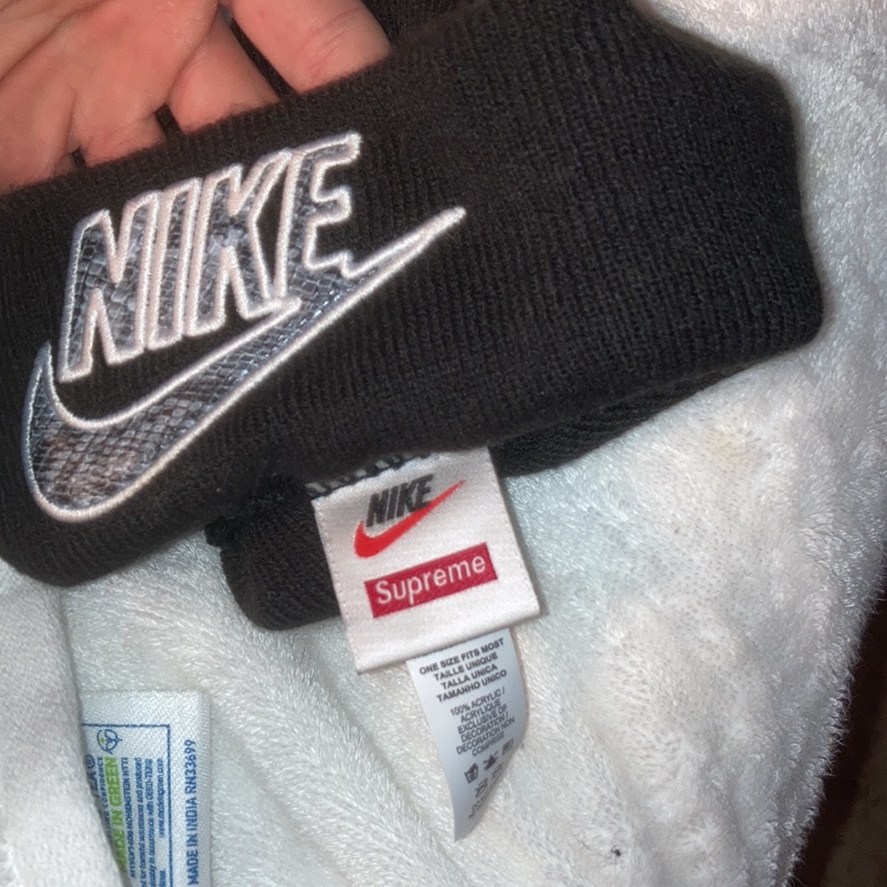 Nike Supreme Beanie
